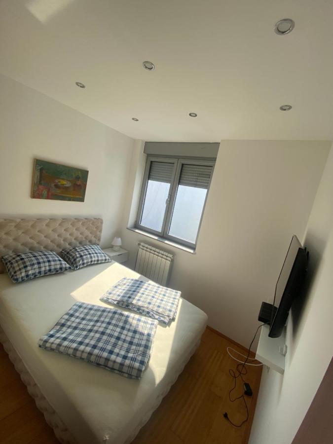 Sofy Center Apartment Novi Sad Exterior foto