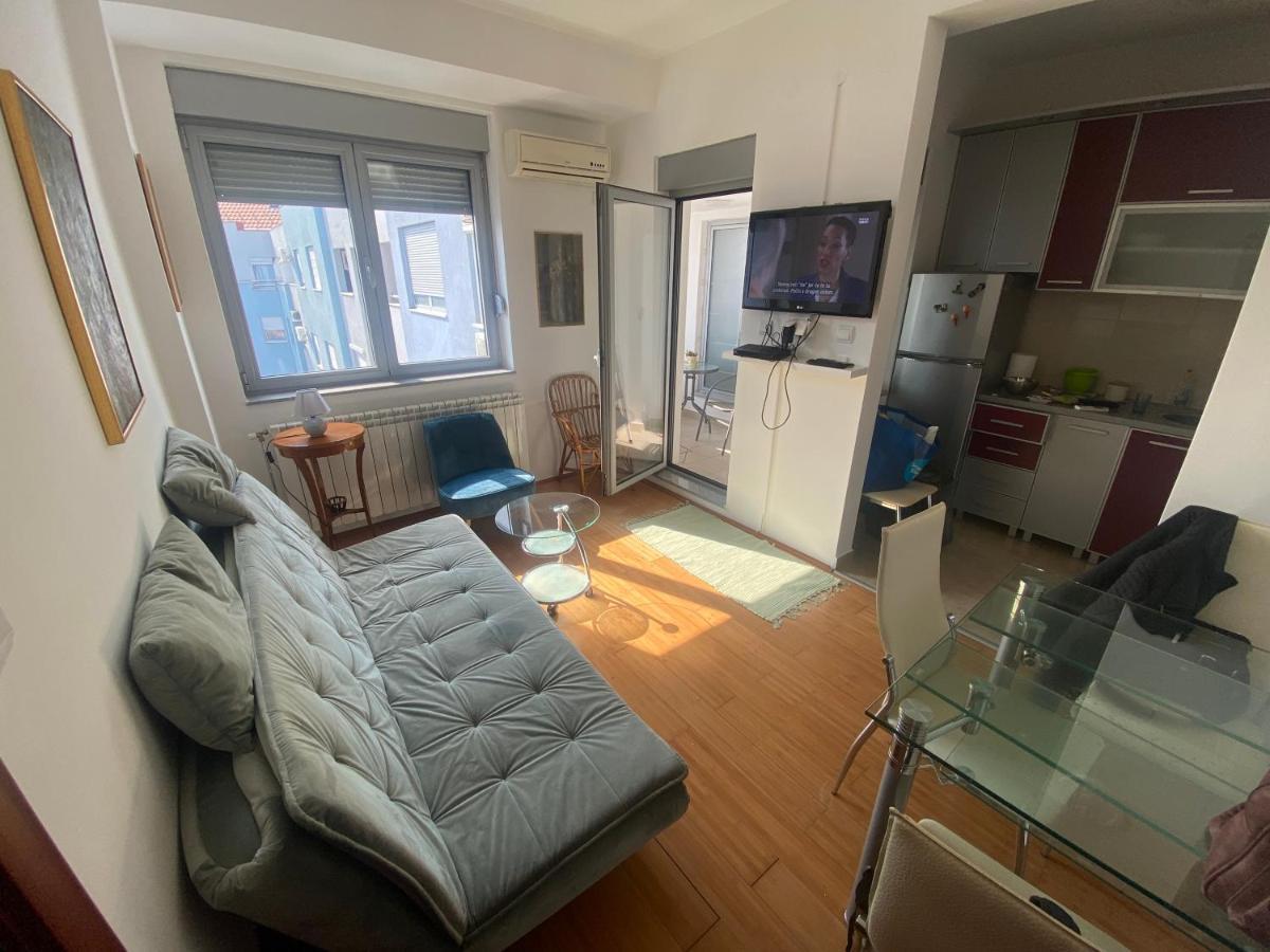Sofy Center Apartment Novi Sad Exterior foto